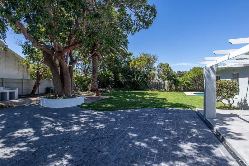 4 Bedroom Property for Sale in Tokai Western Cape